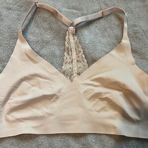 Victorias Secret Seamless Naked's Smooth Raw Laser Cut Racerback Bralette Bra